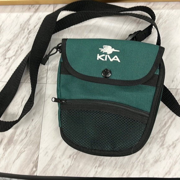 Kiva Handbags - Kiva Designs Green & Black Travel Crossbody Shoulder Bag